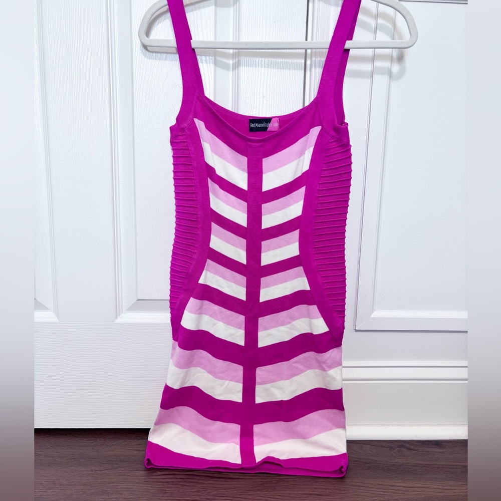Hot Miami Styles pink and white body con dress